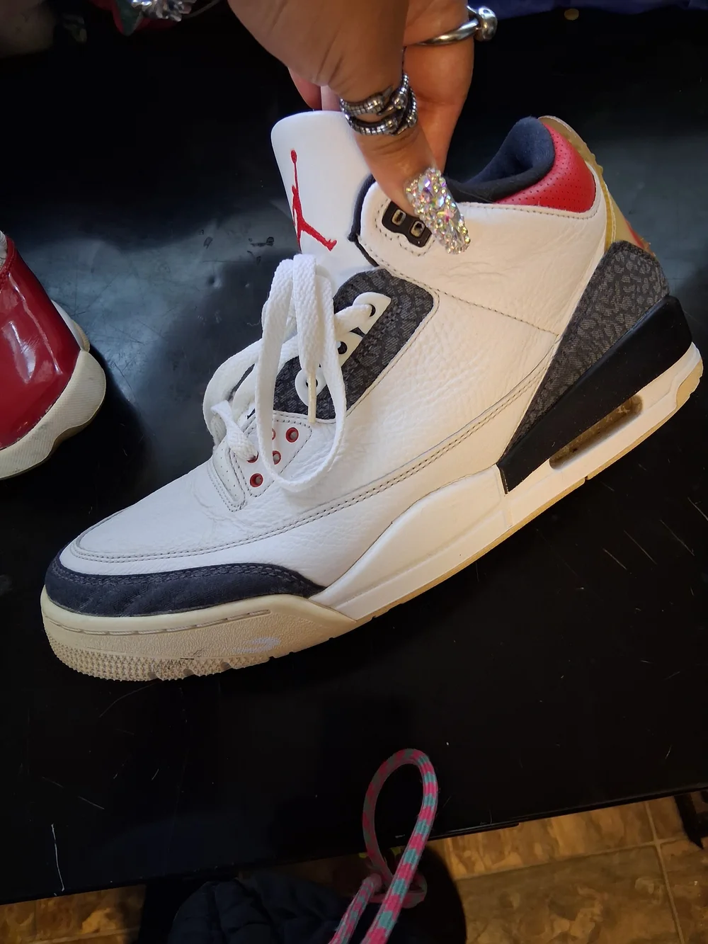 Jordan White Black Red Retro Sneaker